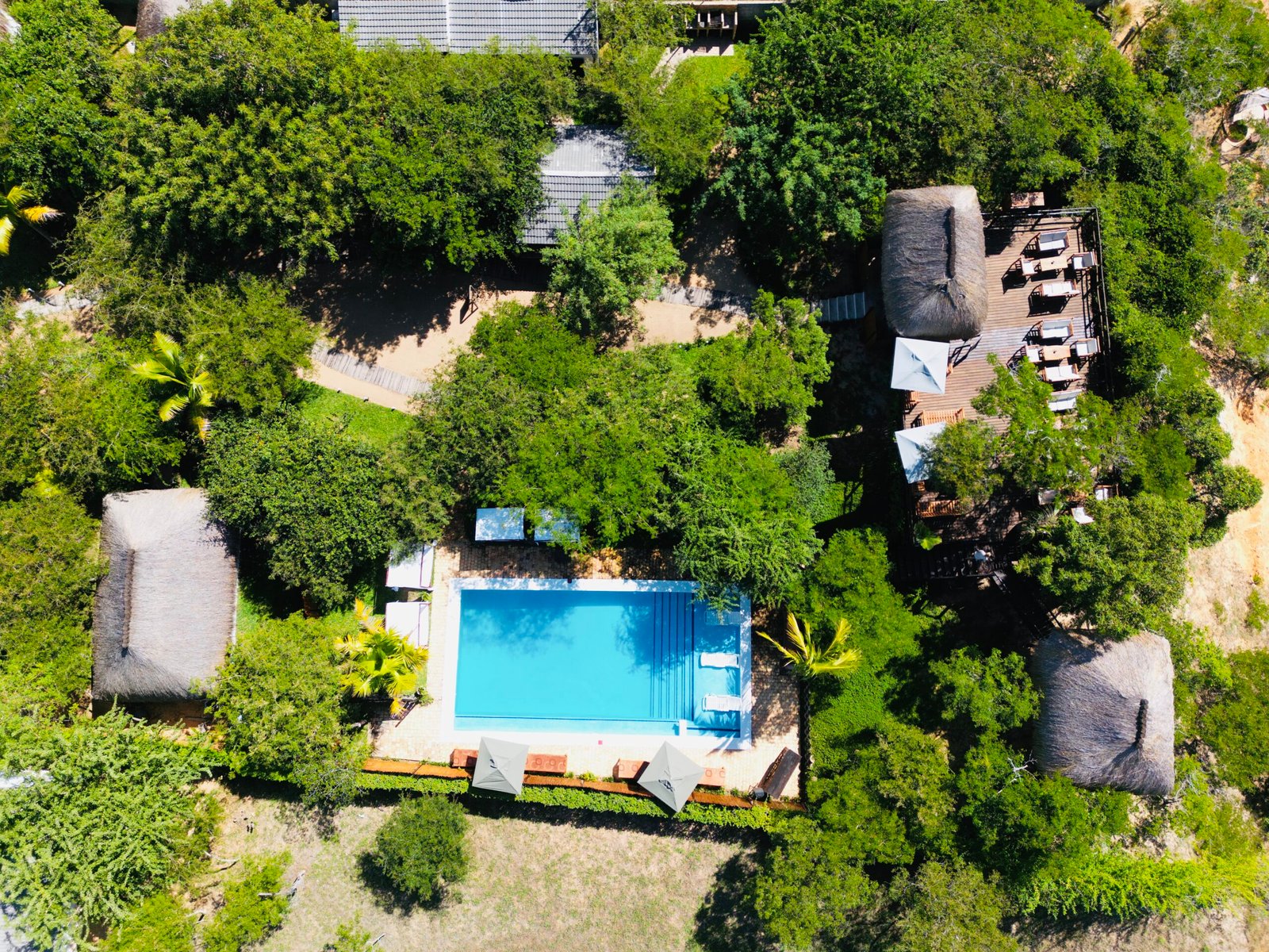 Mangal beach Lodge Pool Area